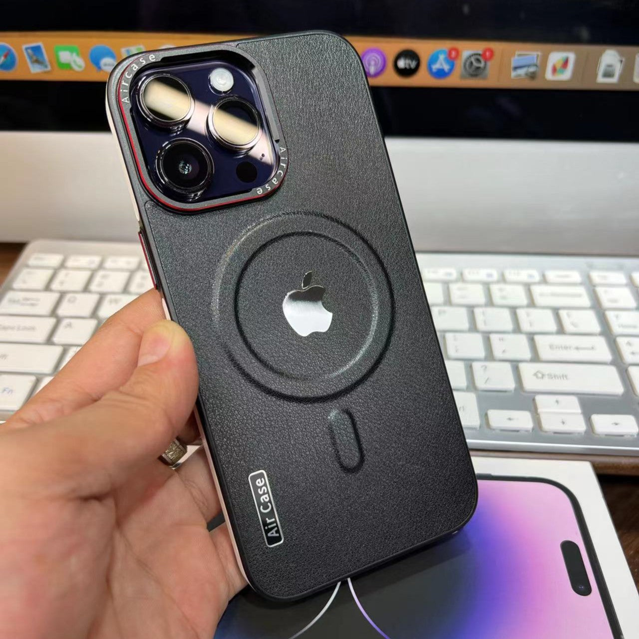 Magnetni ovitek, ki ščiti vaš iPhone pred poškodbami (Bingkai Logan)