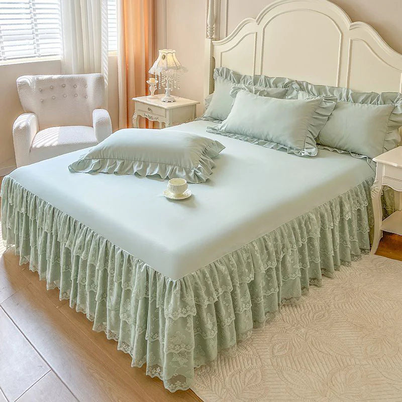 🌸 Čipkasta posteljna krila v kompletu 3 kosov – tvoja spalnica takoj postane romantičen raj miru in elegance! ✨🛏️