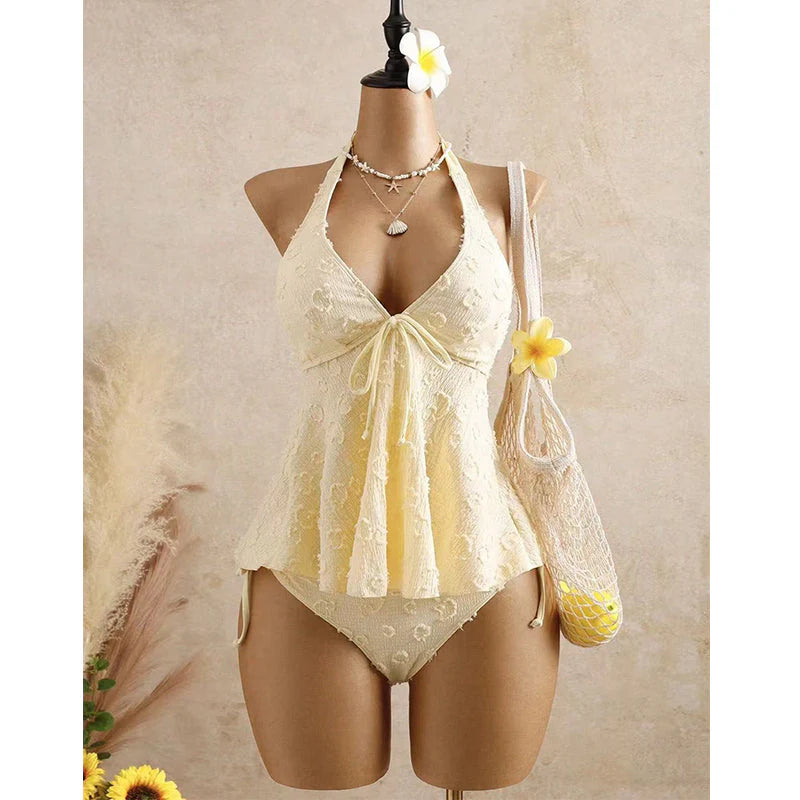 Tankini s halter V-izrezom in volančkom – žakardna tkanina, eleganten krojni videz