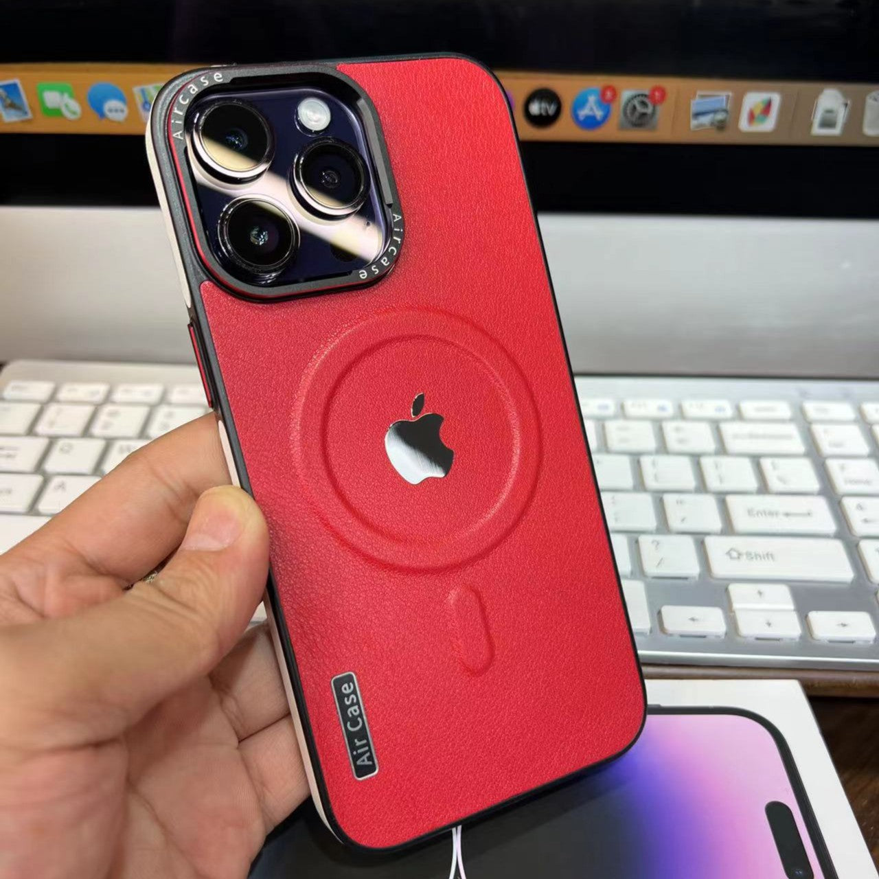Magnetni ovitek, ki ščiti vaš iPhone pred poškodbami (Bingkai Logan)