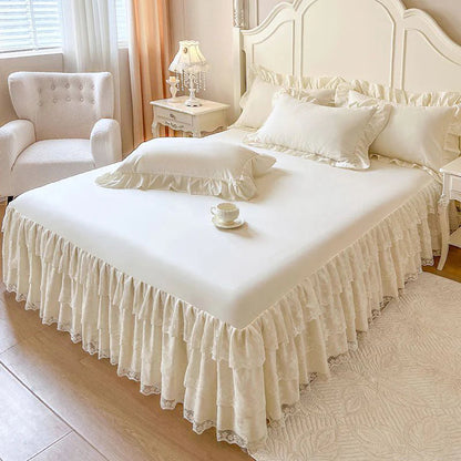 🌸 Čipkasta posteljna krila v kompletu 3 kosov – tvoja spalnica takoj postane romantičen raj miru in elegance! ✨🛏️